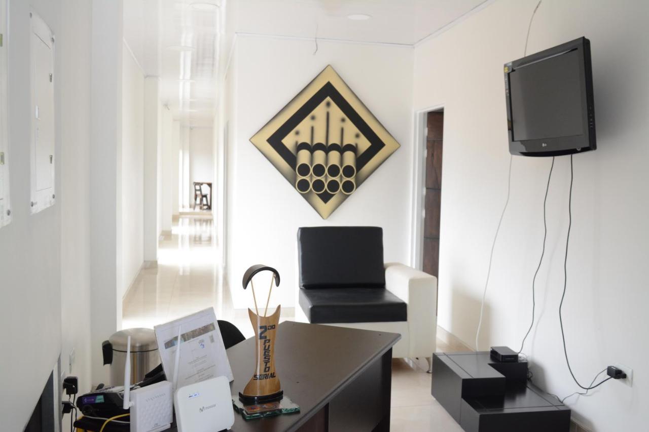 Roldanillo Hotel Brisas Del Norte מראה חיצוני תמונה